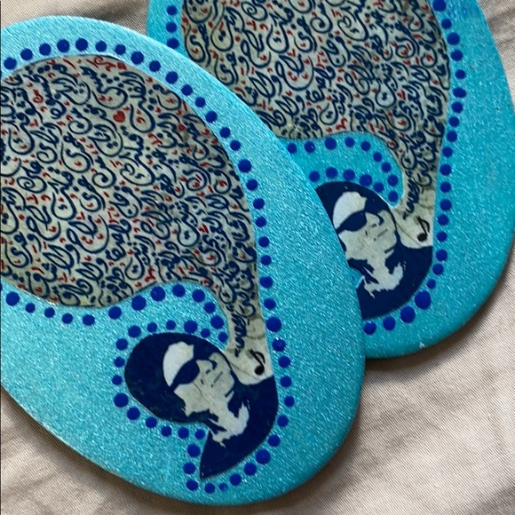 Earring - Picture 3 of 3